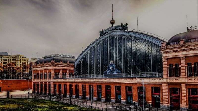 スペインのマドリードのアトーチャ駅
