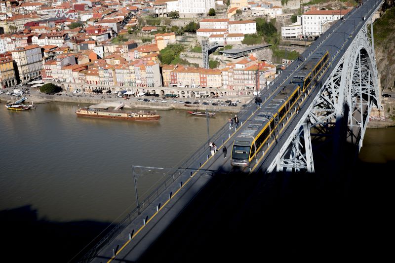 ポルトのドン・ルイスＩ世橋の眺め