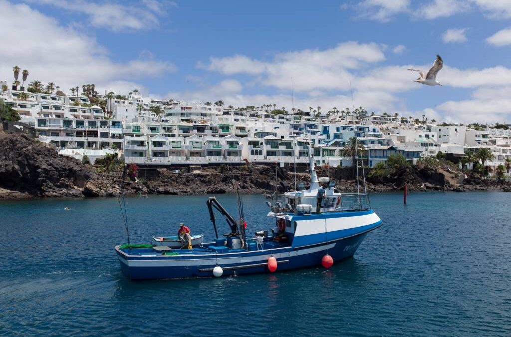 ランサローテ島の夏はビーチリゾートに最適！天気、グルメなど夏の魅力を大公開！