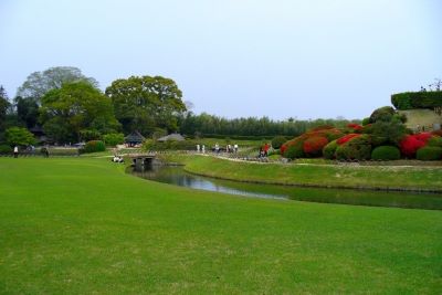 岡山・新緑広がる岡山後楽園