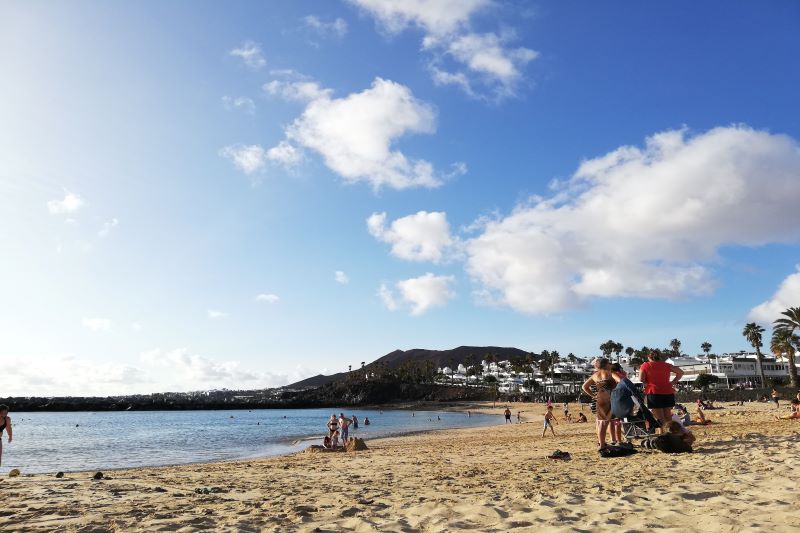 スペイン・カナリア諸島・ランサローテ島のフラミンゴ・ビーチ