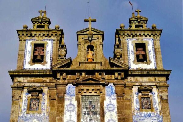 ポルトガルのポルト、サン・イルデフォンソ教会