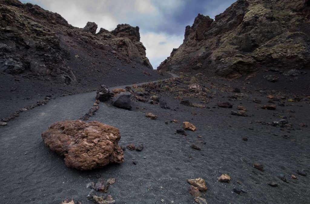 まるで火星を体感！フォトウォーキング・ランサローテの火山コースを徹底解説